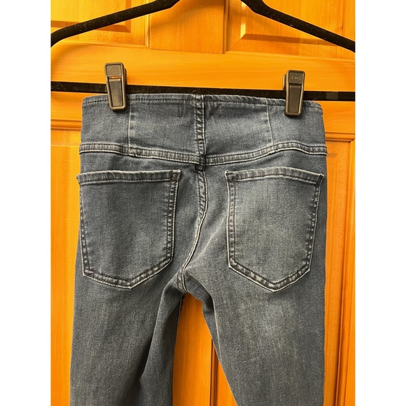 Free People Penny Pull On Flare Jeans Size 25 - Picture 6 of 11